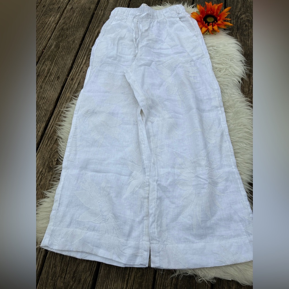 Joie White 💯 linen Set - Soft Button-Front Top & Elastic Waist Wide Leg Pants - Picture 9 of 16